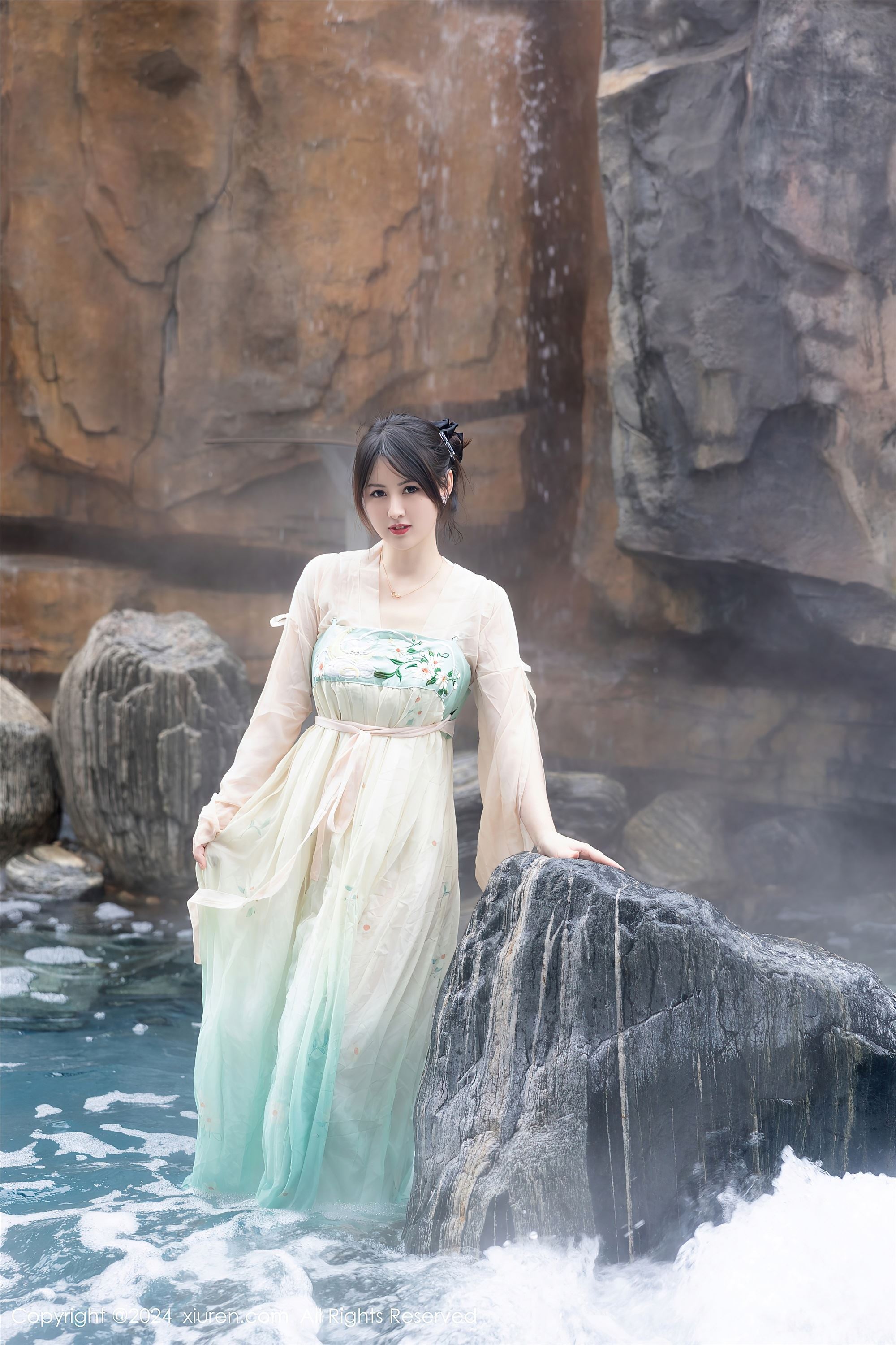 Xiuren秀人网 2024.02.22 NO.8128 诗诗kiki